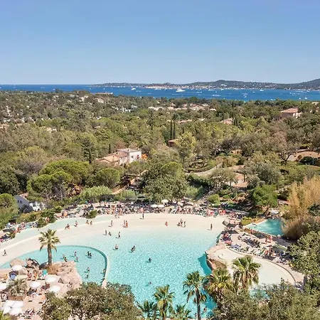 Jolie Pierre & Avec Vue Sur St Tropez * غريمو